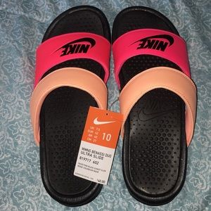 Nike slides